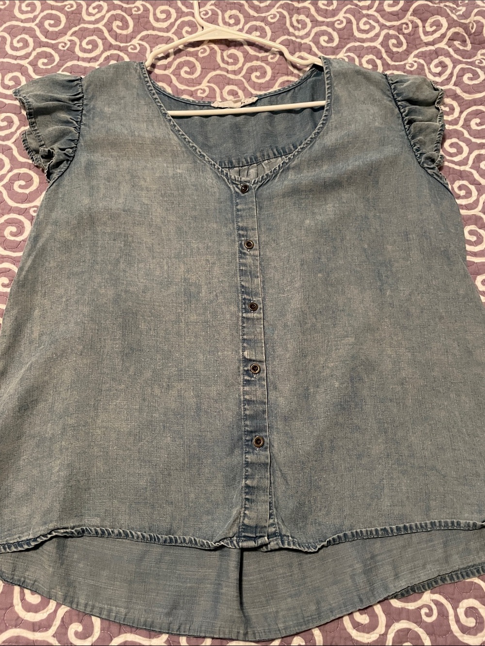 Women's blue lightweight denim shirt